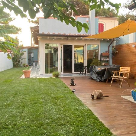 Viareggina Con Giardino Appartement Marina Di Pisa Buitenkant foto